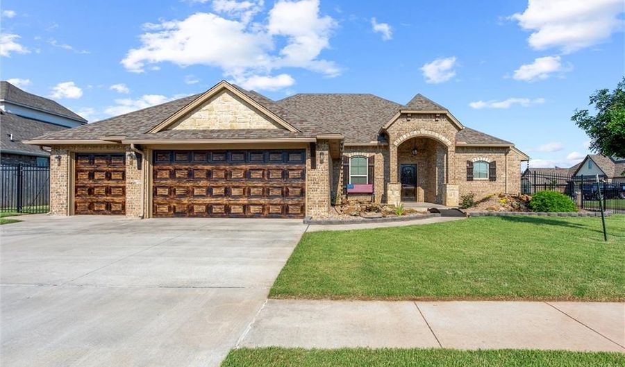 313 Prospector Cir, Yukon, OK 73099 - 3 Beds, 3 Bath