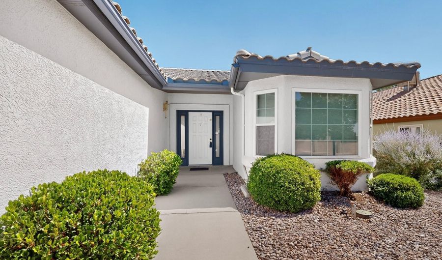 7804 Oakland Ave NE, Albuquerque, NM 87122 - 3 Beds, 2 Bath