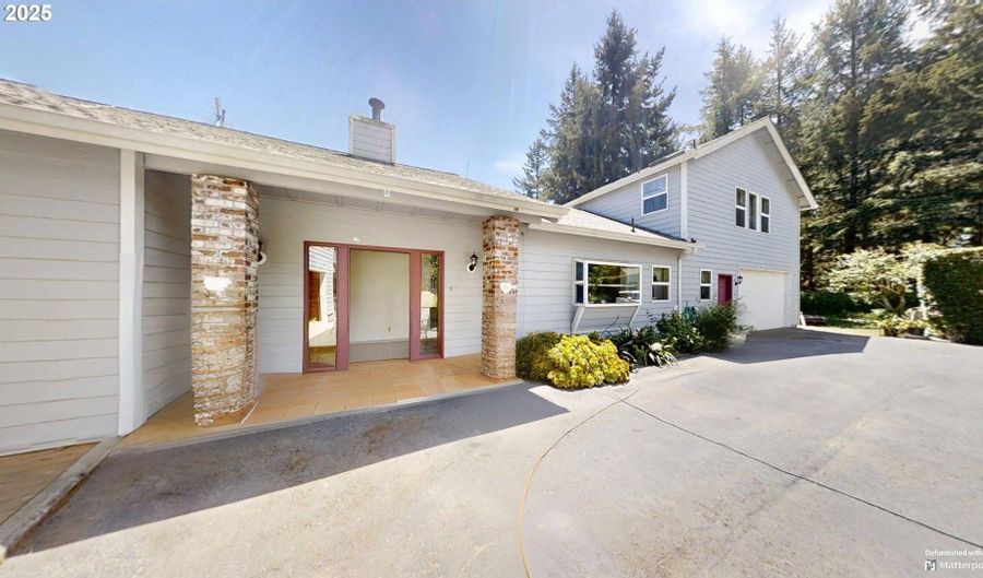 96170 CAPE FERRELO Rd, Brookings, OR 97415 - 3 Beds, 4 Bath