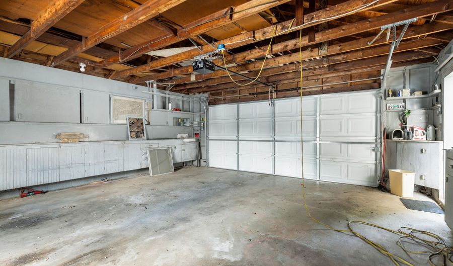 1643 Maury St, Alcoa, TN 37701 - 2 Beds, 1 Bath