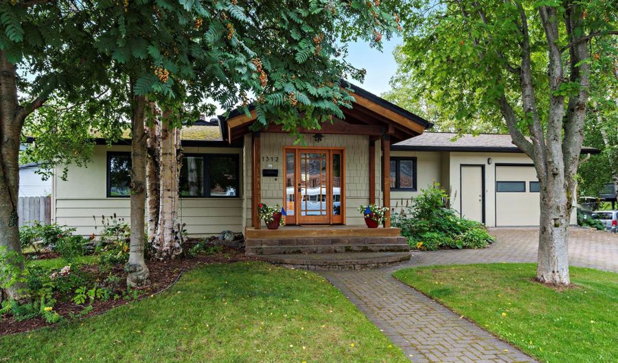 1312 W 15th Ave, Anchorage, AK 99501 - 4 Beds, 2 Bath