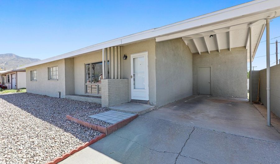 2306 Fifteenth St, Alamogordo, NM 88310 - 3 Beds, 2 Bath