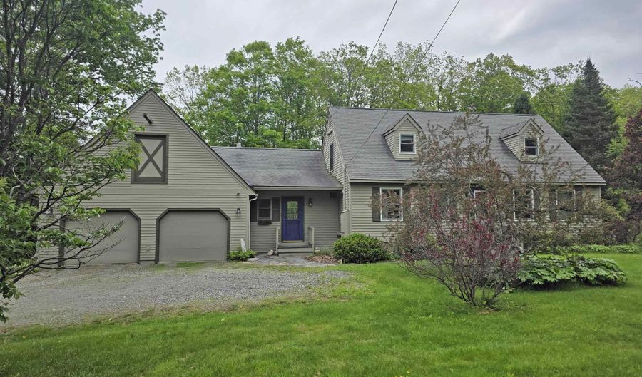 1073 Upper Dummerston Rd, Brattleboro, VT 05301 - 3 Beds, 2 Bath