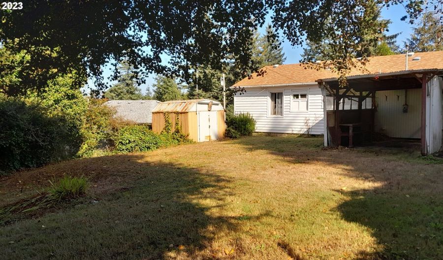 1697 COTTONWOOD Ave, Coos Bay, OR 97420 - 2 Beds, 1 Bath