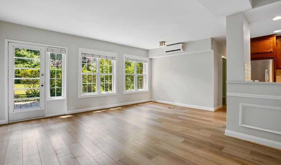 1600 PRESTON Rd, Alexandria, VA 22302 - 2 Beds, 1 Bath
