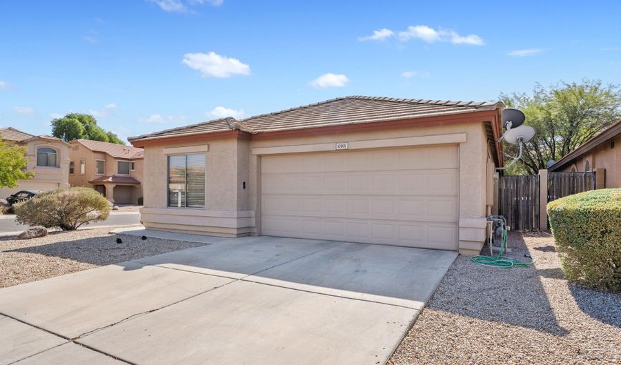10901 W Lewis Ave, Avondale, AZ 85392 - 4 Beds, 2 Bath