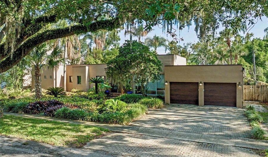 651 MAGNOLIA Dr, Altamonte Springs, FL 32701 - 3 Beds, 3 Bath