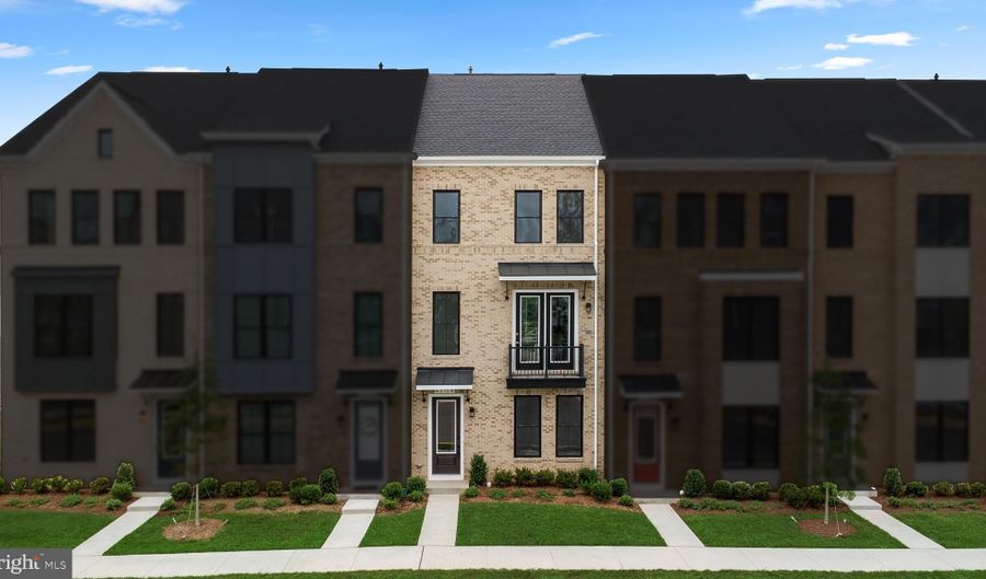 42104 PICASSO Sq, Ashburn, VA 20148 - 3 Beds, 4 Bath