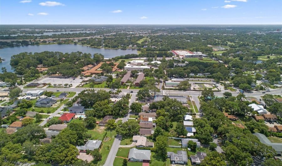3722 NEPTUNE Dr, Orlando, FL 32804 - 4 Beds, 4 Bath