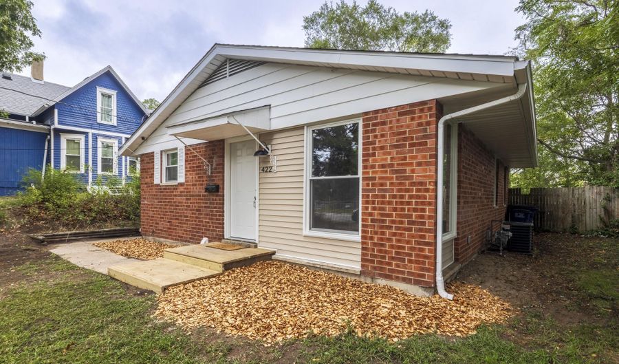 422 Douglas Ave, Michigan City, IN 46360 - 4 Beds, 2 Bath