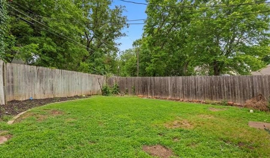 1629 Dewey Ave, Bartlesville, OK 74003 - 3 Beds, 2 Bath