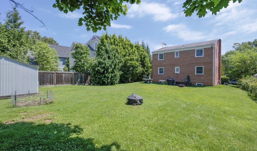 706 N CLEVELAND St, Arlington, VA 22201 - 0 Beds, 0 Bath