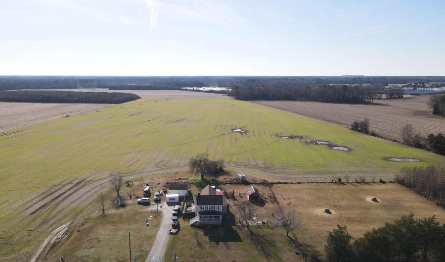 21422 E PINEY GROVE Rd, Georgetown, DE 19947 - 4 Beds, 3 Bath