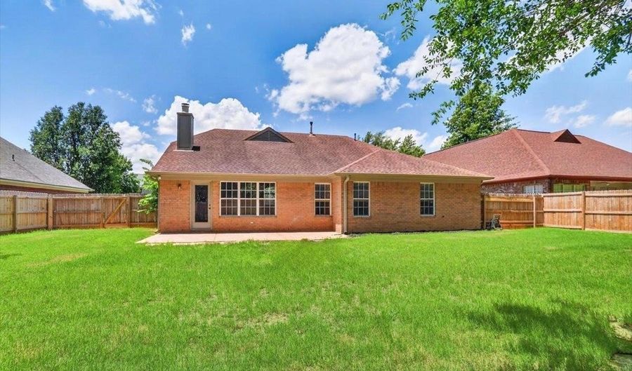 5134 SUMMER MIST Cv S, Arlington, TN 38002 - 4 Beds, 2 Bath