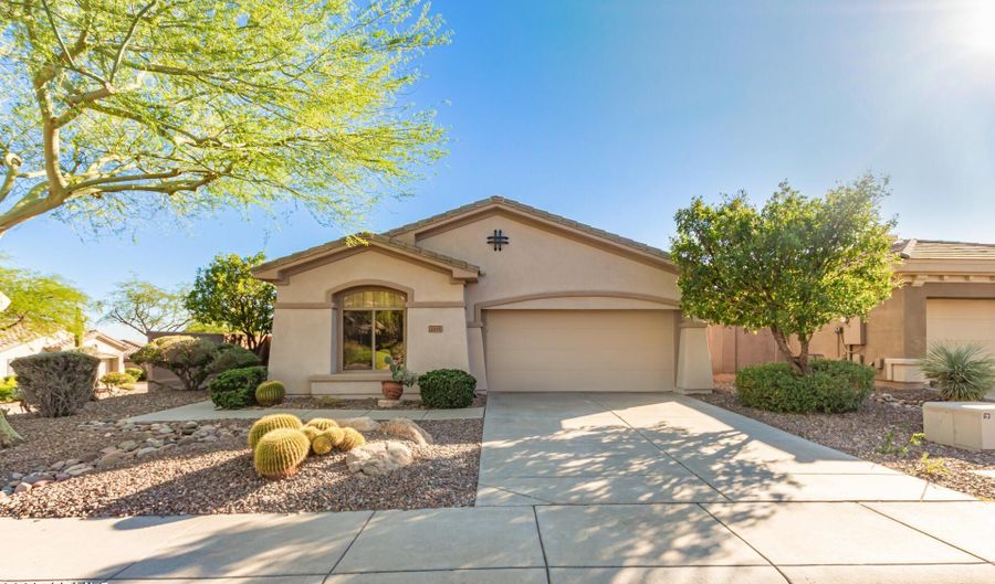 2335 W MUIRFIELD Dr, Anthem, AZ 85086 - 2 Beds, 2 Bath