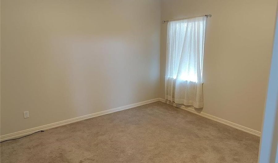2303 SW Chinquapin Ave, Bentonville, AR 72713 - 4 Beds, 2 Bath