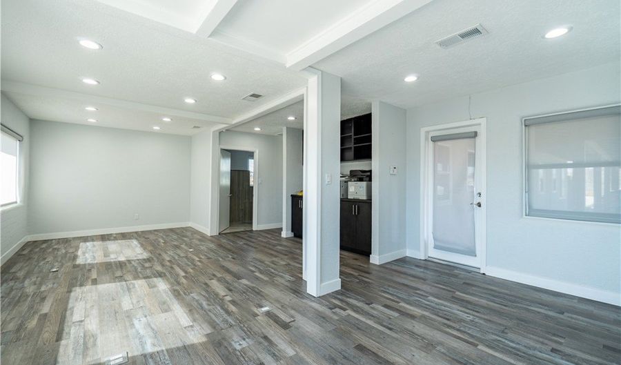 21948 US Highway 18, Apple Valley, CA 92307 - 0 Beds, 0 Bath