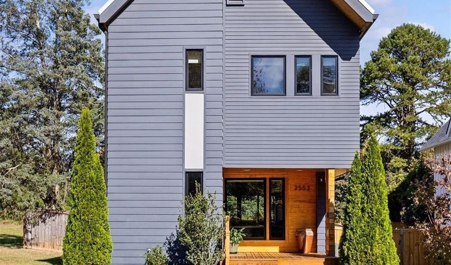 2553 Elkwood Cir, Charlotte, NC 28205 - 3 Beds, 3 Bath