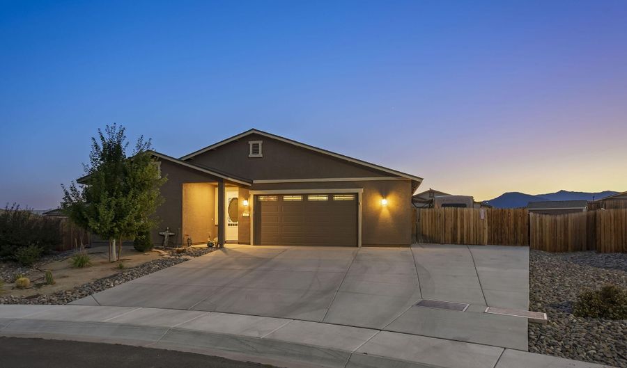 107 Amberwood Ct, Dayton, NV 89403 - 3 Beds, 2 Bath