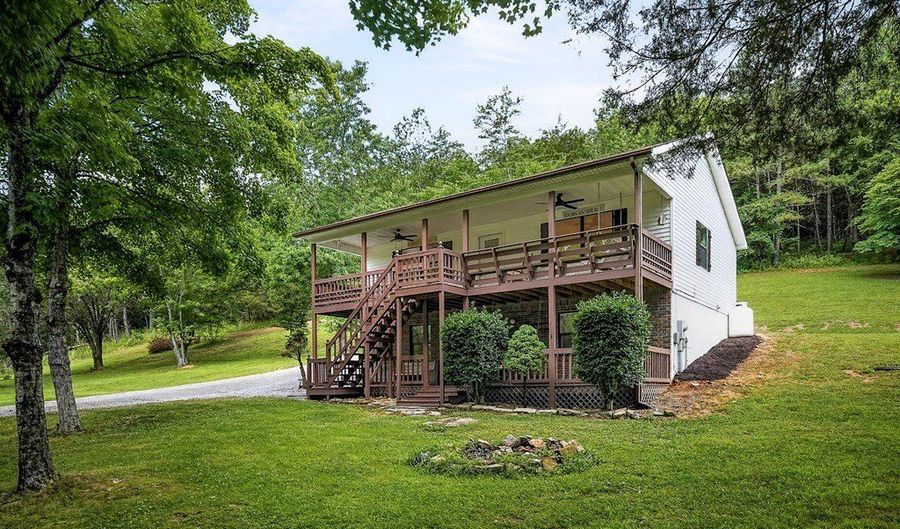 9576 Willow Grove Hwy, Allons, TN 38541 - 3 Beds, 2 Bath