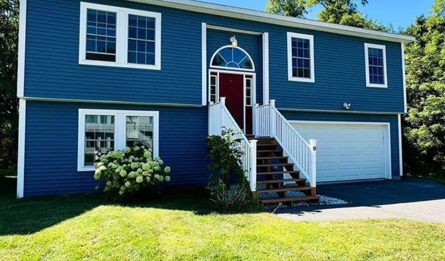 40 Ellis Ct, Bangor, ME 04401 - 4 Beds, 2 Bath