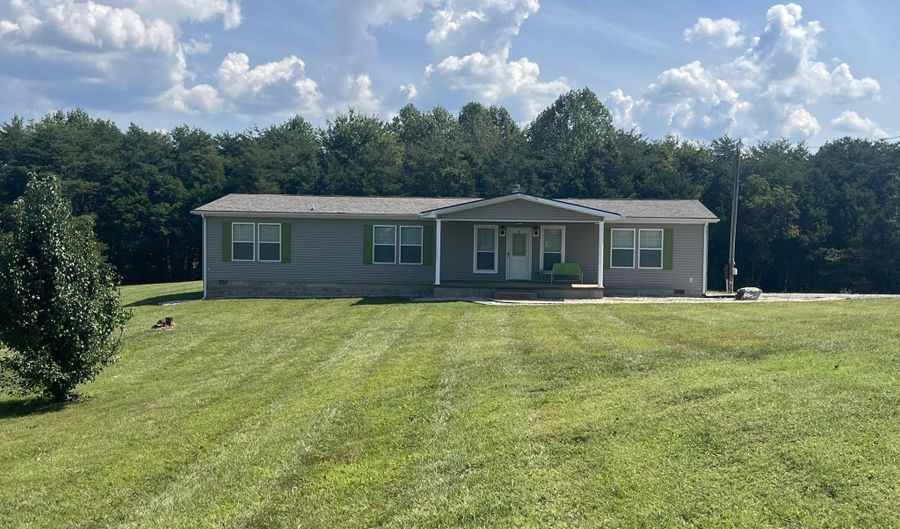 131 Martha Stockton Rd, Albany, KY 42602 - 3 Beds, 2 Bath