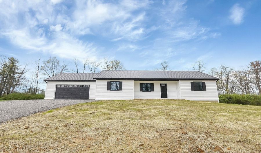 7624 Edria Ln, Athens, OH 45701 - 3 Beds, 2 Bath