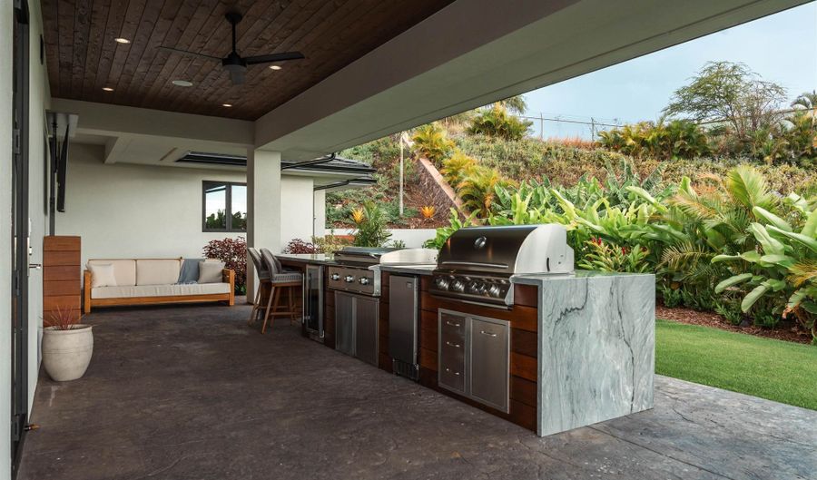 22 Halapa Pl, Kihei, HI 96753 - 3 Beds, 4 Bath