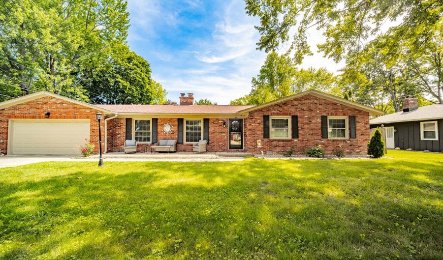 1641 Hillcrest Ave, Anderson, IN 46011 - 3 Beds, 2 Bath