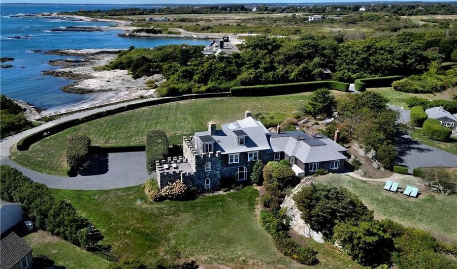 6 Price's Cove Ave, Newport, RI 02840 - 7 Beds, 5 Bath