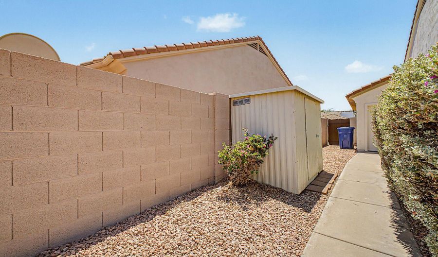 29011 N 48TH St, Cave Creek, AZ 85331 - 3 Beds, 2 Bath
