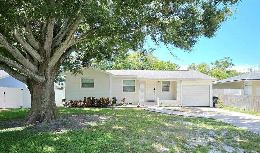 618 S CREST Ave, Clearwater, FL 33756 - 3 Beds, 1 Bath