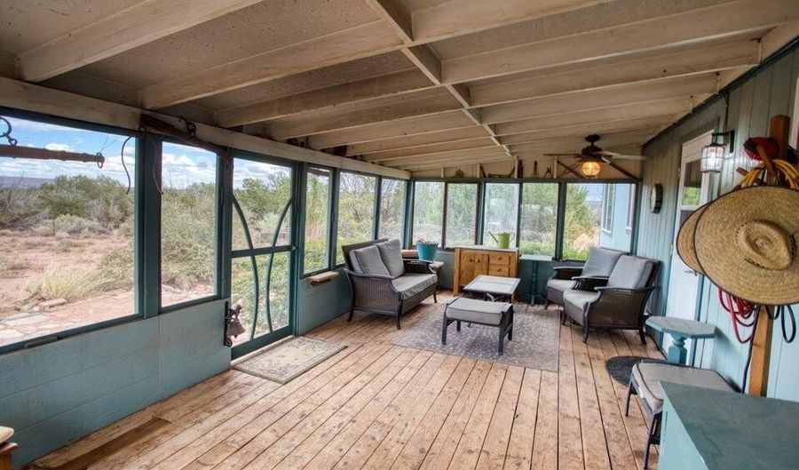 92 CR N5417, Concho, AZ 85924 - 2 Beds, 2 Bath