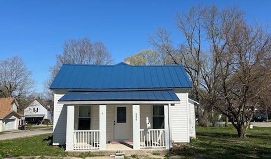 600 N 6th St, Attica, IN 47918 - 3 Beds, 2 Bath