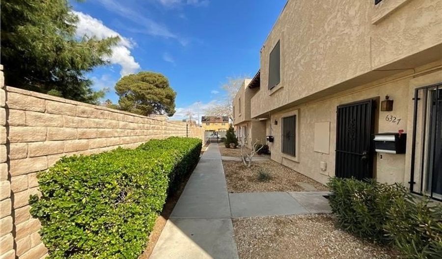 6325 W Washington Ave, Las Vegas, NV 89107 - 2 Beds, 2 Bath