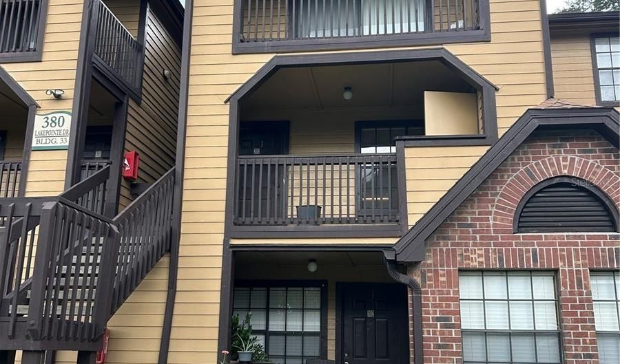 380 LAKEPOINTE Dr 202, Altamonte Springs, FL 32701 - 1 Beds, 1 Bath