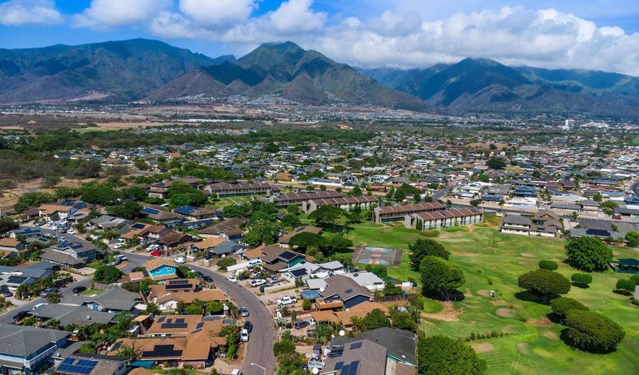 180 Hoomoku St, Kahului, HI 96732 - 3 Beds, 2 Bath