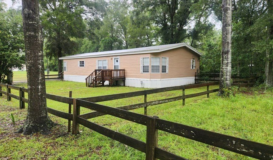 1182 NW 27th Ter, Bell, FL 32619 - 3 Beds, 2 Bath