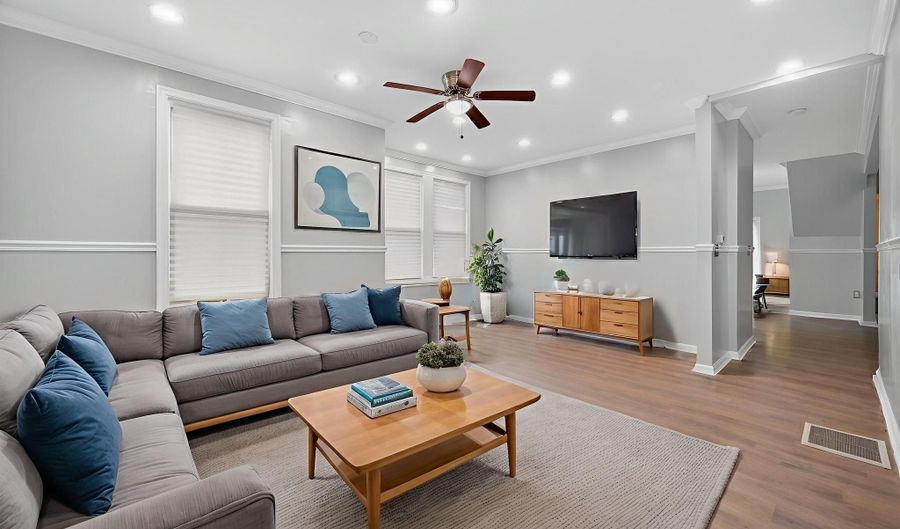 3026 ROSALIND Ave, Baltimore, MD 21215 - 4 Beds, 2 Bath