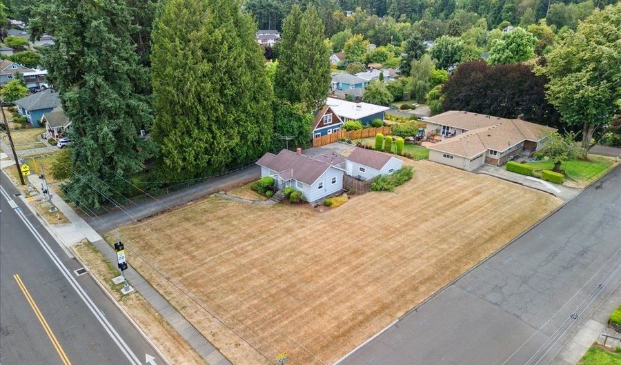 2696 SE LAKE Rd, Milwaukie, OR 97222 - 0 Beds, 0 Bath