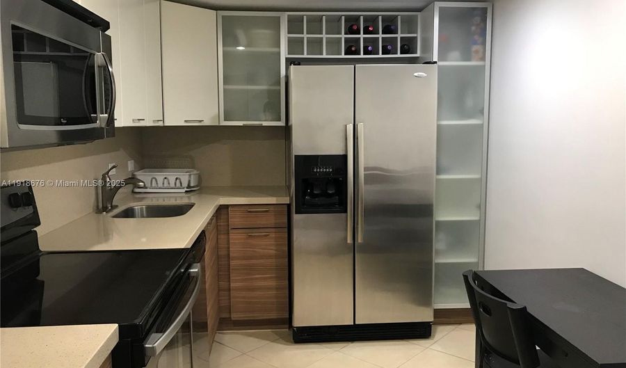 20515 E Country Club Dr 541, Aventura, FL 33180 - 2 Beds, 2 Bath