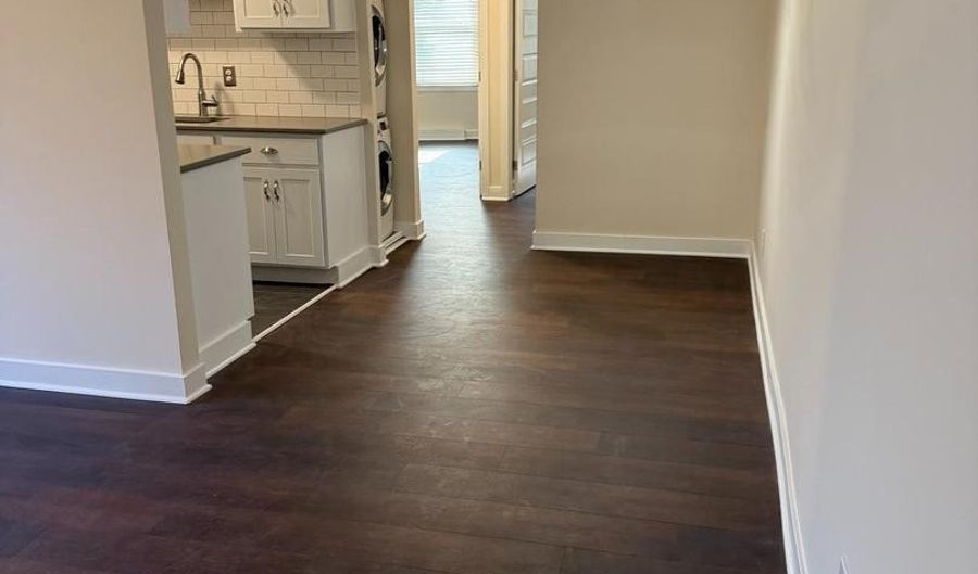 514 RIDGE Rd SE 111, Washington, DC 20019 - 2 Beds, 1 Bath