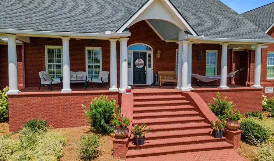 240 Community House Rd, Barnesville, GA 30204 - 3 Beds, 4 Bath