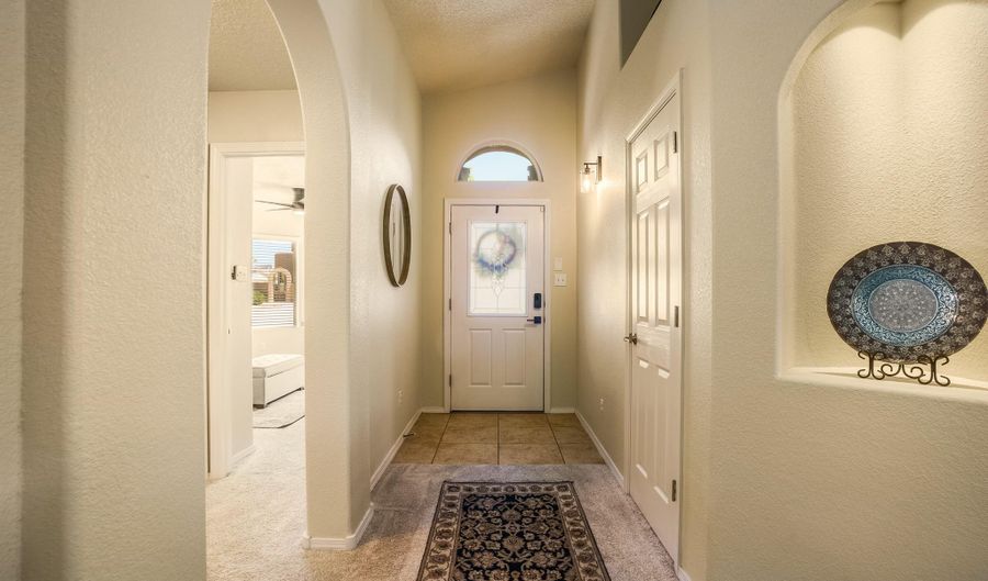1239 GOODWIN Dr, Bernalillo, NM 87004 - 3 Beds, 2 Bath
