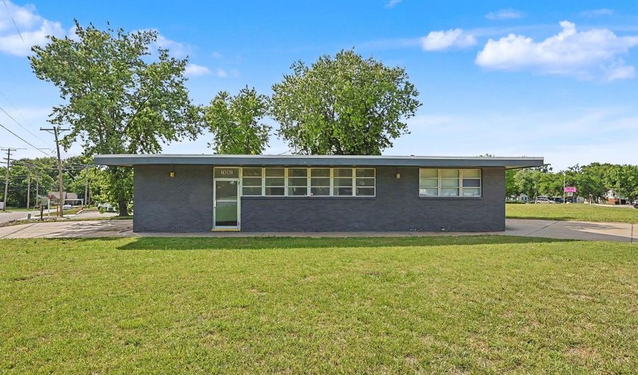 1601 State St, Augusta, KS 67010 - 0 Beds, 0 Bath