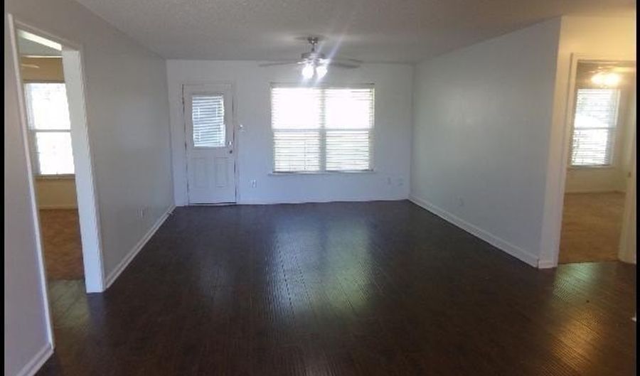 4870 Tall Grass, Benton, AR 72019 - 3 Beds, 2 Bath