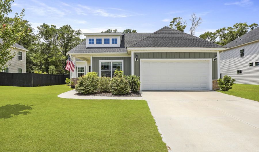 158 Thistle Ln, Beaufort, SC 29907 - 3 Beds, 2 Bath