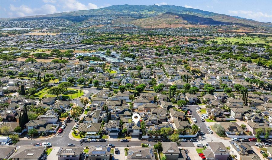 91-1060 Aukahi St, Kapolei, HI 96707 - 3 Beds, 3 Bath