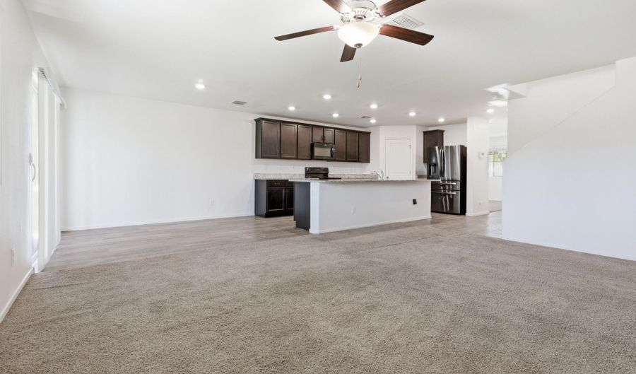 25437 W MAHONEY Ave, Buckeye, AZ 85326 - 5 Beds, 3 Bath