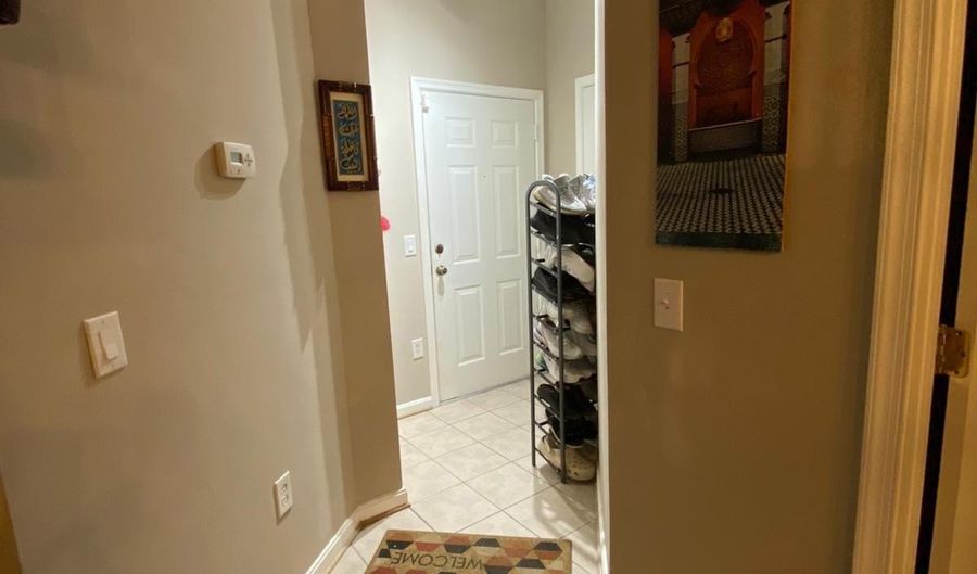 15612 EVERGLADE Ln 401, Bowie, MD 20716 - 2 Beds, 2 Bath